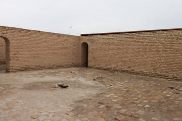 the house of prophet of god , abraham , pease be upon him , in the city of nasiriyah .