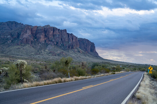 The famous Apache Trail & the more infamous Superstition Mountains, in Arizona&rsquo;s Tonto National Forest. 