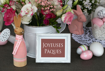 Carte de vœux Joyeuses Pâques : décoration de Pâques avec le texte Joyeuses Pâques.