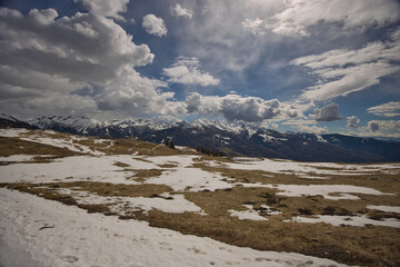 Panorama montagne val dei mocheni da malga cambroncoi Trentino