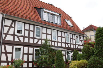 Fototapeta na wymiar Historisches Fachwerkhaus in Altstadt von Wächtersbach in Hessen 