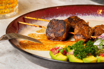 Anticuchos de lomito, close-up 