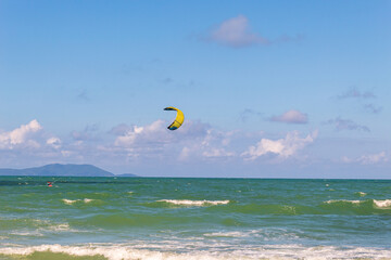 esporte na praia de Governador Celso Ramos Santa Catarina Brasil
