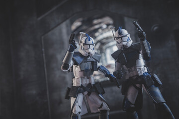 Naklejka premium NEW YORK USA, APRIL 2 2024: Star Wars The Clone Wars arc troopers Fives and Echo - Hasbro figures