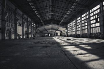 Alte Fabrik - VEB - DDR - Old Abandoned Factory - Verlassener Ort - Beatiful Decay - Verlassener Ort - Urbex / Urbexing - Lost Place - Artwork - Creepy - High quality photo	 - obrazy, fototapety, plakaty