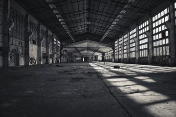 Fotobehang Alte Fabrik - VEB - DDR - Old Abandoned Factory - Verlassener Ort - Beatiful Decay - Verlassener Ort - Urbex / Urbexing - Lost Place - Artwork - Creepy - High quality photo  © Enrico Obergefäll