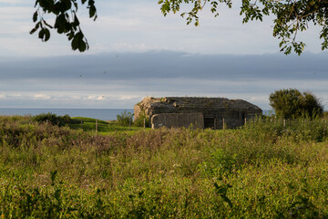Verlassener Bunker in der Normandie von Frankreich.
