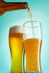 Tasting, degustation of fizzy ale, lager or cider.