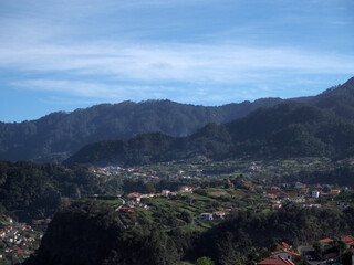 Fototapeta na wymiar view of the city of the mountains