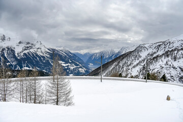 Poschiavo, Bernina, Val Poschiavo, Alp Grüm, Lago di Poschiavo, Puschlav, Val Bernina, Bernina-Express, Zugreise, Alpen, Graubünden, Winter, Schneedecke, Neuschnee, Schweiz 