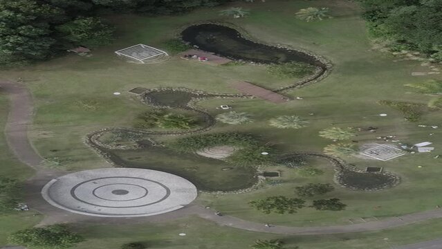 Praia Jurere Florianopolis Floripa Drone Servi&ccedil;os Facilidades Turismo Resid&ecirc;ncias  Jardinagem Parquinho Pra&ccedil;a Festas Barcos Paisagem Beleza Mar Oceano Ver&atilde;o Esportes Resorts Exclusividade