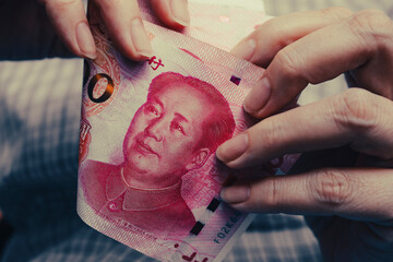Chinese money - manual recalculation of yuan. - 767283954