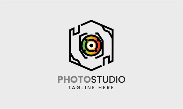 Photo studio camera icon film lens light vector logo modern minimalist unique studio template