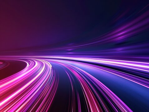 Concept de technologie futuriste, route &agrave; grande vitesse, fond sombre, tra&icirc;n&eacute;es lumineuses violettes et roses, mouvement rapide, autoroute de l'information, image avec espace pour texte.