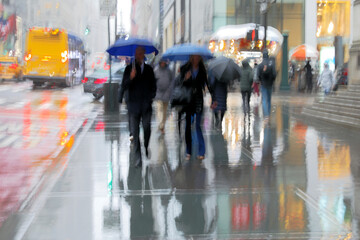 rainy day motion blur - 767455179
