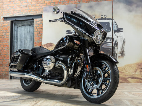 Novosibirsk, Russia - March  13 , 2024:  BMW  R18,  front  view,  parking in autosalon
