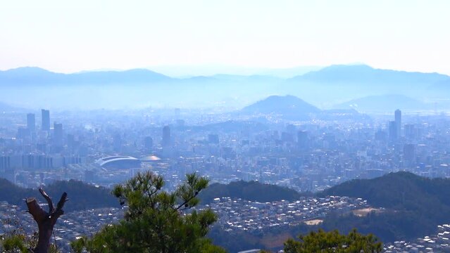 大茶臼山から見える広島市街の風景と瀬戸内海に浮かぶ島々 4K  2024年3月16日