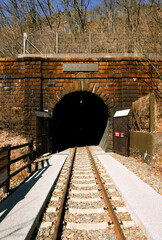 大日影トンネル遊歩道の入口