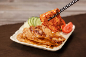 豚ロース肉生姜焼き