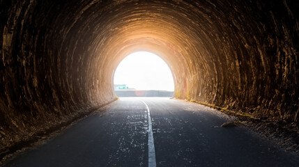 Obraz premium Light in the end of tunnel