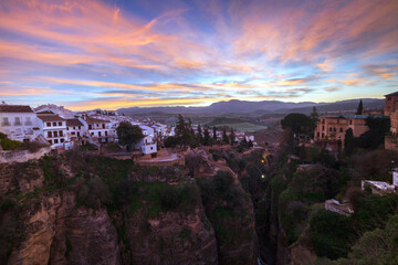 Ronda, Andalusien, Spanien, Blick von der neuen Bruecke, El Puente Nuevo   english  Ronda, Andalusia, Spain, view from the new bridge, El Puente Nuevo