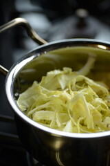 Cabbage growing in this season is very soft and has a special sweetness.