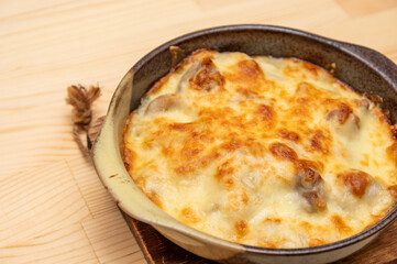 チーズたっぷりのマカロニグラタン