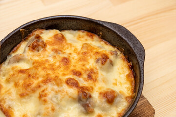 チーズたっぷりのマカロニグラタン