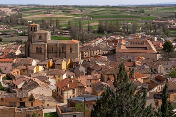 Aerial view of the medieval village of Peñaranda de Duero since Castle lookout at sunset, Burgos, Spain. - obrazy, fototapety, plakaty