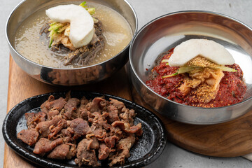 Korean food, Pyongyang, dumplings, cold buckwheat noodles, bibim, Kaesong, charcoal fire, grilled, spicy, pork, and king dumplings