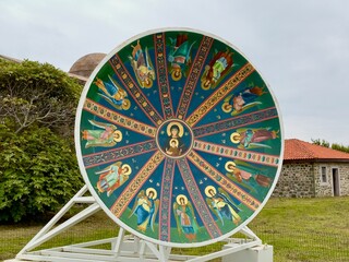 Artistic sculpture of a wheel, painted in vivid colors: Cape Yason - Yason Burnu - Ordu, Turkey