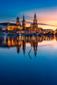 Dresden Langzeitbelichtung an der Elbe