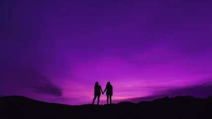 Photo sur Plexiglas Violet Two friends venture through a purple-hued wilderness at twilight, sharing a moment of adventure and exploration in a serene landscape