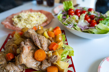 ホームパーティ