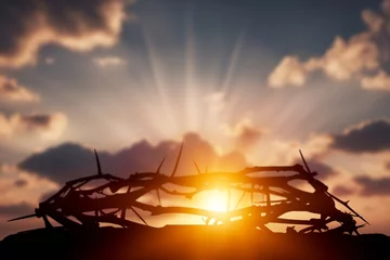 Fotobehang Crown of thorns of Jesus Christ in sunset background © BillionPhotos.com