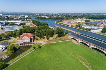 Sehenswürdigkeit Wasserstraßenkreuz, Minden, Deutschland - 768068517