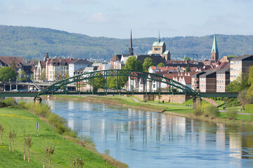 Fluss Weser in Minden als Panorama, NRW, Deutschland - 768073393