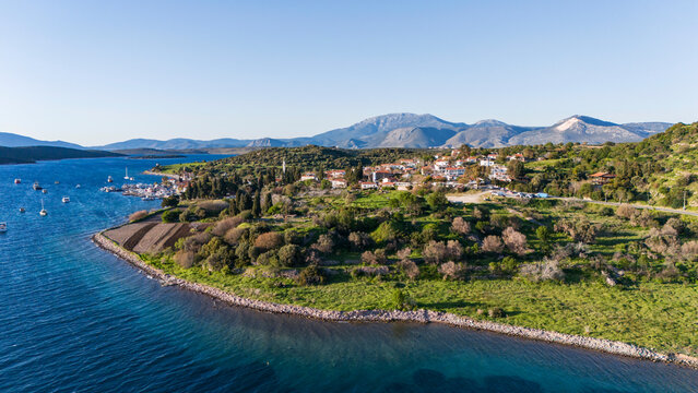 The name of Ildırı, which is a neighborhood of &Ccedil;eşme district in İzmir, is Erythrai in the ancient period.