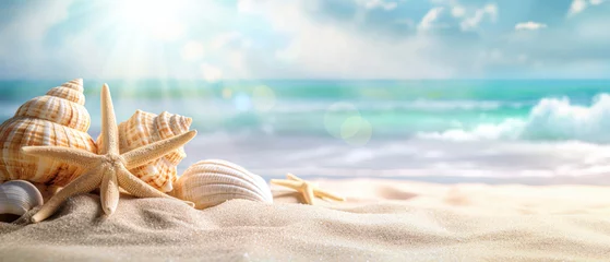 Rugzak Gorgeous beach scene with seashells and starfish on the sand, under a bright sun, evoking a warm, relaxing vacation vibe. © Enigma