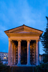Obraz premium The Temple of Portunus ( Tempio di Portuno) in Rome, Italy