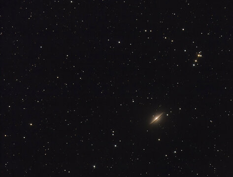 La galaxie du sombréro M104