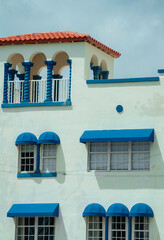 facade of an building with sky Miami Beach Artdeco  - obrazy, fototapety, plakaty