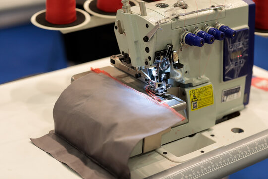 high speed four thread industrial overlock