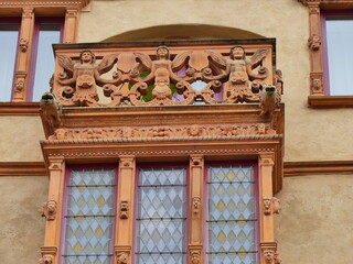 Architecture reliefs bois Colmar Alsace