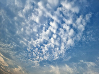 Obraz premium The perspective of clouds in the blue sky backgrounds