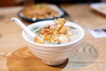 Guangzhou traditional snack Tingzi porridge
