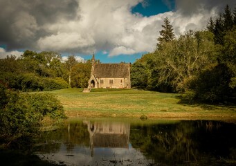 Obraz premium The picturesque Maxwelton Chapel near Moniaive, Southwest Scotland