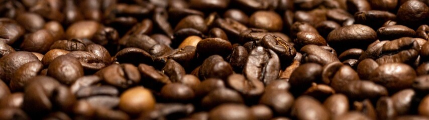 Pile of brown coffee beans - wallpaper