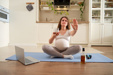 Fitness during pregnancy and abstinence from drinking alcohol, prepare for childbirth. A pregnant...