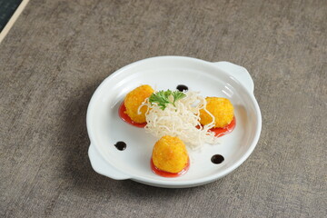 Cheese meatball with mozzarella cheese